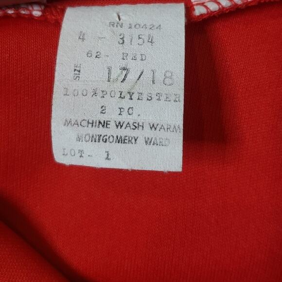 Vintage 70s Deadstock Red Montgomery Ward Bodysuit, size 17/18 - Picture 5 of 9